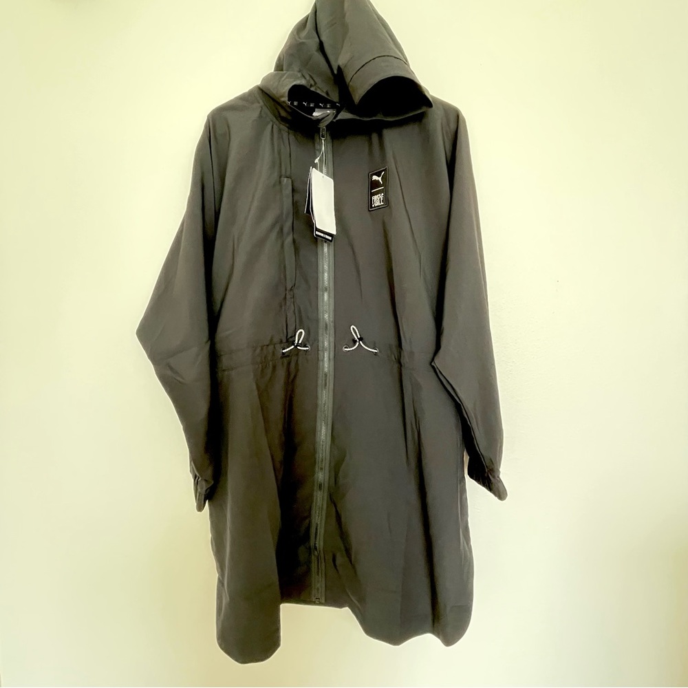 Puma Train First Mile Women’s Poncho